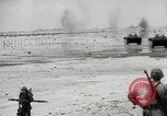 Standbild 11 Marine Division Peleliu Palau Inseln, 1944, aus Sekunde 26 historischem Filmmaterial Videoclip 65675022919