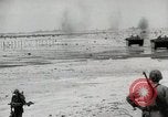 Standbild 11 Marine Division Peleliu Palau Inseln, 1944, aus Sekunde 27 historischem Filmmaterial Videoclip 65675022919