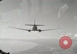 Standbild C-47 Skytrain Palau Insel Angaur, 1944, aus Sekunde 3 historischem Filmmaterial Videoclip 65675022920