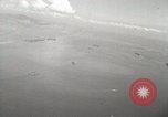 Standbild C-47 Skytrain Palau Insel Angaur, 1944, aus Sekunde 6 historischem Filmmaterial Videoclip 65675022920