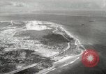 Standbild C-47 Skytrain Palau Insel Angaur, 1944, aus Sekunde 9 historischem Filmmaterial Videoclip 65675022921
