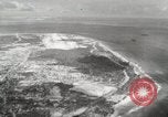 Standbild C-47 Skytrain Palau Insel Angaur, 1944, aus Sekunde 11 historischem Filmmaterial Videoclip 65675022921