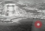 Standbild C-47 Skytrain Palau Insel Angaur, 1944, aus Sekunde 27 historischem Filmmaterial Videoclip 65675022921