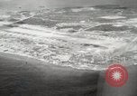 Standbild C-47 Skytrain Palau Insel Angaur, 1944, aus Sekunde 35 historischem Filmmaterial Videoclip 65675022921