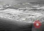Standbild C-47 Skytrain Palau Insel Angaur, 1944, aus Sekunde 36 historischem Filmmaterial Videoclip 65675022921