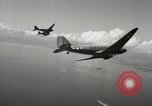 Standbild C-47 Skytrain Palau Insel Angaur, 1944, aus Sekunde 55 historischem Filmmaterial Videoclip 65675022921