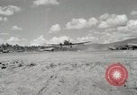 Standbild C-47 Skytrain San Pablo Philippinen, 1944, aus Sekunde 61 historischem Filmmaterial Videoclip 65675022922