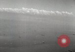Standbild C-47 Skytrain Peleliu Palau Inseln, 1944, aus Sekunde 24 historischem Filmmaterial Videoclip 65675022923