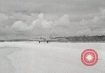 Standbild C-47 Skytrain New Guinea, 1944, aus Sekunde 31 historischem Filmmaterial Videoclip 65675022924