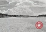 Standbild C-47 Skytrain New Guinea, 1944, aus Sekunde 36 historischem Filmmaterial Videoclip 65675022924