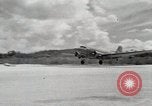 Standbild C-47 Skytrain New Guinea, 1944, aus Sekunde 41 historischem Filmmaterial Videoclip 65675022924