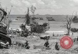Standbild United States Marine Corps Peleliu Palau Inseln, 1944, aus Sekunde 15 historischem Filmmaterial Videoclip 65675022925