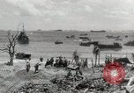 Standbild United States Marine Corps Peleliu Palau Inseln, 1944, aus Sekunde 20 historischem Filmmaterial Videoclip 65675022925