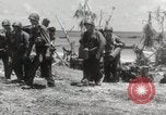 Standbild United States Marine Corps Peleliu Palau Inseln, 1944, aus Sekunde 43 historischem Filmmaterial Videoclip 65675022925