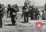 Standbild United States Marine Corps Peleliu Palau Inseln, 1944, aus Sekunde 46 historischem Filmmaterial Videoclip 65675022925