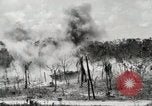 Standbild United States Marine Corps Peleliu Palau Inseln, 1944, aus Sekunde 12 historischem Filmmaterial Videoclip 65675022926