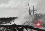 Standbild United States Marine Corps Peleliu Palau Inseln, 1944, aus Sekunde 26 historischem Filmmaterial Videoclip 65675022926