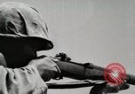 Standbild United States Marine Corps Peleliu Palau Inseln, 1944, aus Sekunde 40 historischem Filmmaterial Videoclip 65675022926