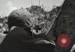 Standbild United States Marine Corps Peleliu Palau Inseln, 1944, aus Sekunde 47 historischem Filmmaterial Videoclip 65675022926