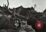 Standbild United States Marine Corps Peleliu Palau Inseln, 1944, aus Sekunde 58 historischem Filmmaterial Videoclip 65675022926