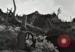Standbild United States Marine Corps Peleliu Palau Inseln, 1944, aus Sekunde 60 historischem Filmmaterial Videoclip 65675022926