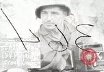 Standbild United States Marine Corps Peleliu Palau Inseln, 1944, aus Sekunde 1 historischem Filmmaterial Videoclip 65675022927