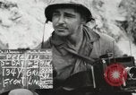Standbild United States Marine Corps Peleliu Palau Inseln, 1944, aus Sekunde 7 historischem Filmmaterial Videoclip 65675022927