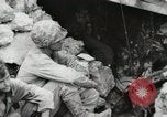 Standbild United States Marine Corps Peleliu Palau Inseln, 1944, aus Sekunde 37 historischem Filmmaterial Videoclip 65675022927