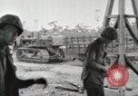 Standbild United States Marine Corps Peleliu Palau Inseln, 1944, aus Sekunde 50 historischem Filmmaterial Videoclip 65675022927