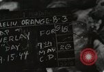 Standbild Lage Karte von Peleliu Peleliu Palau Inseln, 1944, aus Sekunde 1 historischem Filmmaterial Videoclip 65675022929