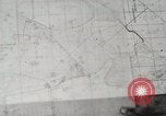 Standbild Lage Karte von Peleliu Peleliu Palau Inseln, 1944, aus Sekunde 4 historischem Filmmaterial Videoclip 65675022929