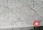 Standbild Lage Karte von Peleliu Peleliu Palau Inseln, 1944, aus Sekunde 8 historischem Filmmaterial Videoclip 65675022929