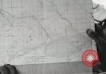Standbild Lage Karte von Peleliu Peleliu Palau Inseln, 1944, aus Sekunde 15 historischem Filmmaterial Videoclip 65675022929