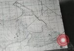 Standbild Lage Karte von Peleliu Peleliu Palau Inseln, 1944, aus Sekunde 28 historischem Filmmaterial Videoclip 65675022929