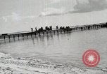 Standbild United States Marine Corps Peleliu Palau Inseln, 1944, aus Sekunde 5 historischem Filmmaterial Videoclip 65675022933