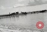 Standbild United States Marine Corps Peleliu Palau Inseln, 1944, aus Sekunde 7 historischem Filmmaterial Videoclip 65675022933