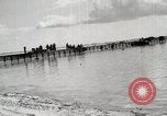 Standbild United States Marine Corps Peleliu Palau Inseln, 1944, aus Sekunde 8 historischem Filmmaterial Videoclip 65675022933