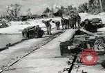 Standbild United States Marine Corps Peleliu Palau Inseln, 1944, aus Sekunde 36 historischem Filmmaterial Videoclip 65675022933