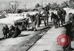 Standbild United States Marine Corps Peleliu Palau Inseln, 1944, aus Sekunde 42 historischem Filmmaterial Videoclip 65675022933