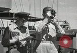 Standbild USS Melvin DD-680 Peleliu Palau Inseln, 1944, aus Sekunde 39 historischem Filmmaterial Videoclip 65675022935