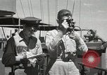 Standbild USS Melvin DD-680 Peleliu Palau Inseln, 1944, aus Sekunde 56 historischem Filmmaterial Videoclip 65675022935