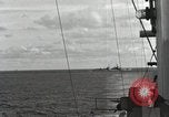 Standbild American Naval Task Force Peleliu Palau Inseln, 1944, aus Sekunde 19 historischem Filmmaterial Videoclip 65675022937
