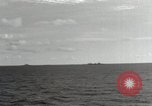 Standbild American Naval Task Force Peleliu Palau Inseln, 1944, aus Sekunde 34 historischem Filmmaterial Videoclip 65675022937