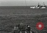 Standbild American Naval Task Force Peleliu Palau Inseln, 1944, aus Sekunde 42 historischem Filmmaterial Videoclip 65675022937