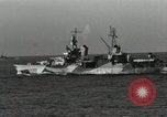 Standbild American Naval Task Force Peleliu Palau Inseln, 1944, aus Sekunde 57 historischem Filmmaterial Videoclip 65675022937