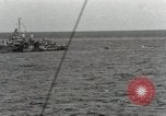 Standbild Marine Corps Peleliu Palau Inseln, 1944, aus Sekunde 51 historischem Filmmaterial Videoclip 65675022938