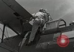 Standbild Captain Ray Thruber Peleliu Palau Inseln, 1944, aus Sekunde 3 historischem Filmmaterial Videoclip 65675022939