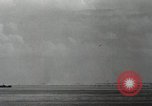 Standbild Vereinigten Staaten Marines Peleliu Palau Inseln, 1944, aus Sekunde 10 historischem Filmmaterial Videoclip 65675022940