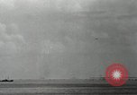 Standbild Vereinigten Staaten Marines Peleliu Palau Inseln, 1944, aus Sekunde 12 historischem Filmmaterial Videoclip 65675022940