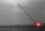 Standbild Vereinigten Staaten Marines Peleliu Palau Inseln, 1944, aus Sekunde 16 historischem Filmmaterial Videoclip 65675022940